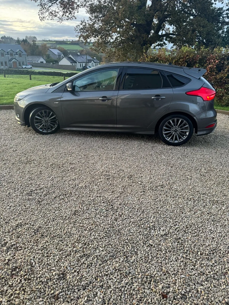 Ford focus ST 1.5 TDCI. Automatic - Image 4