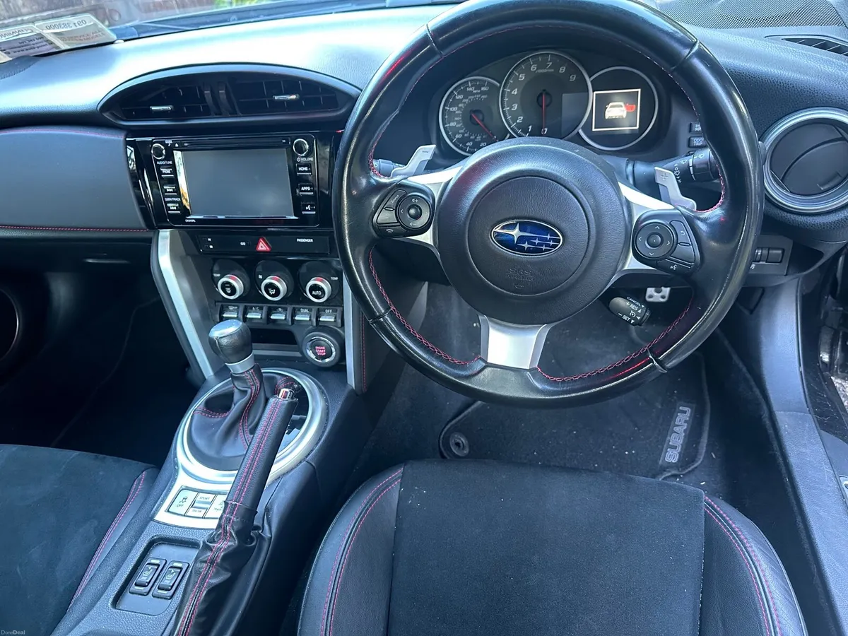 Subaru BRZ 2018 - Image 2