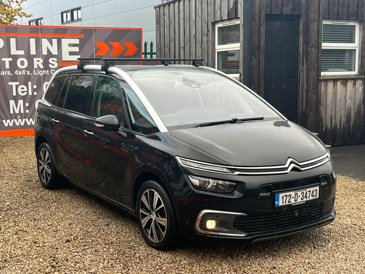 ==7 SEATER//AUTO//NEW NCT//IMMACULATE== - Image 3