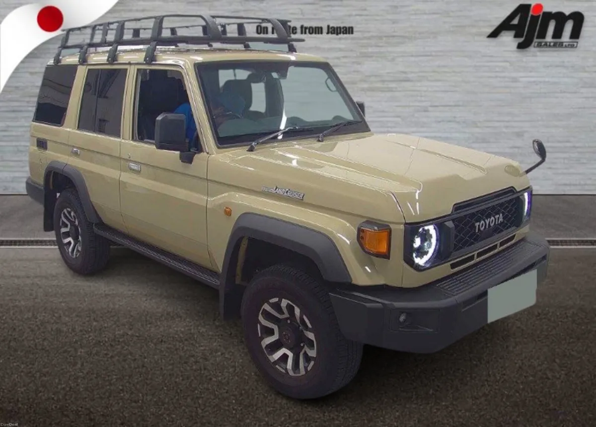 2025 TOYOTA LAND CRUISER 70 SERIES 2.8 D4D AUTO - Image 1