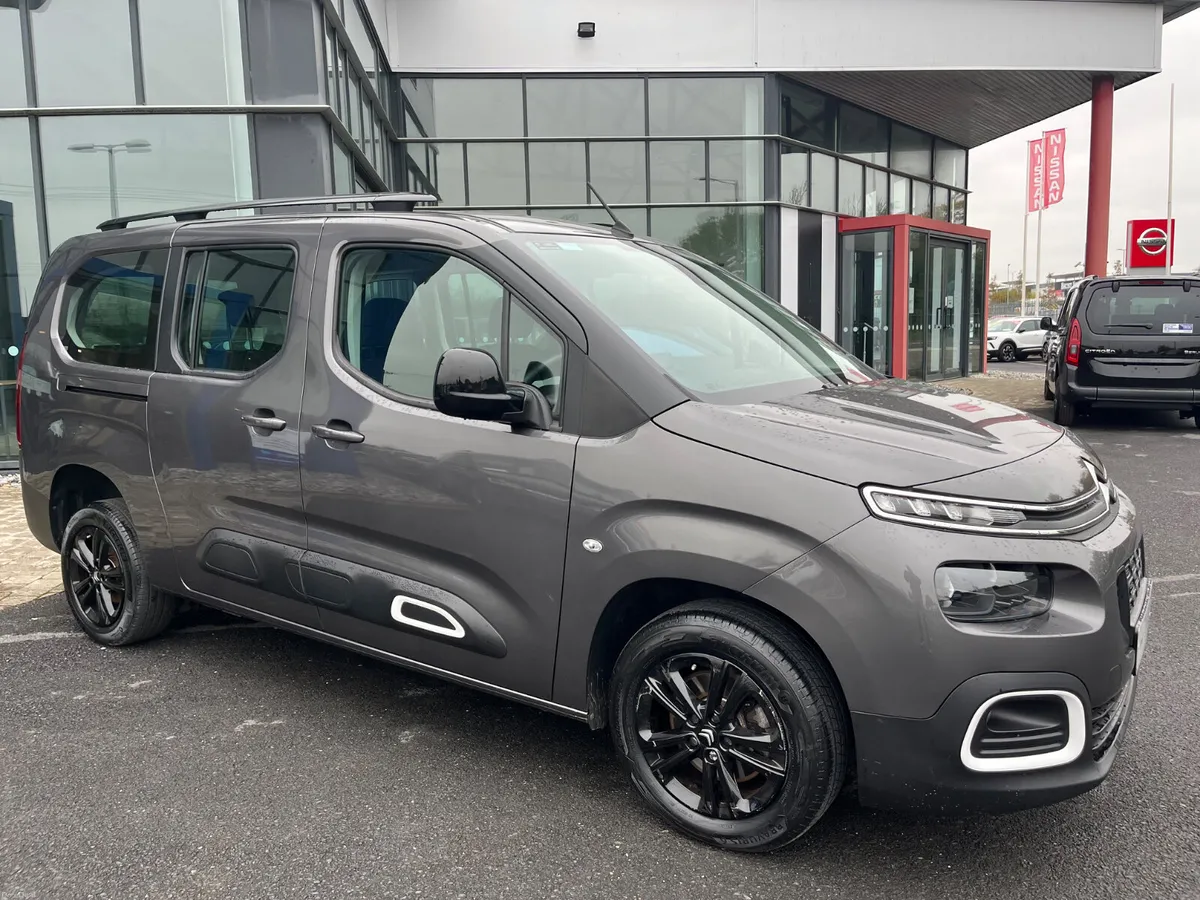 Citroen Berlingo LWB Taxi Spec 2023 - Image 1