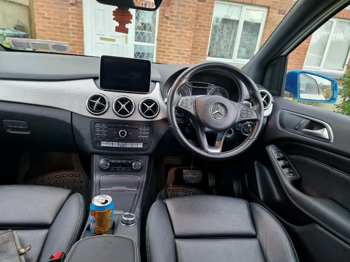 Mercedes benz B250E - Image 2