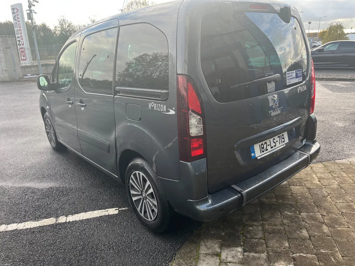 Peugeot Partner 2018 Wheelchair Accesible - Image 4