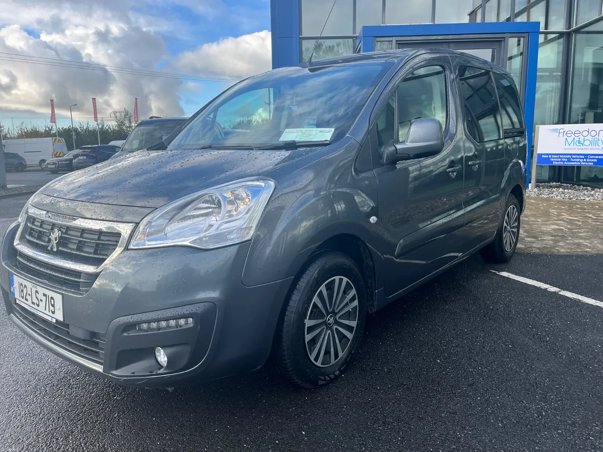 Peugeot Partner 2018 Wheelchair Accesible - Image 3