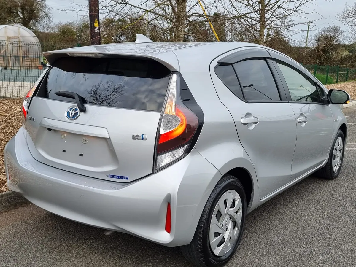 2019 TOYOTA AQUA HYBRID AUTO NCT&WARRANTY €12,900 - Image 2