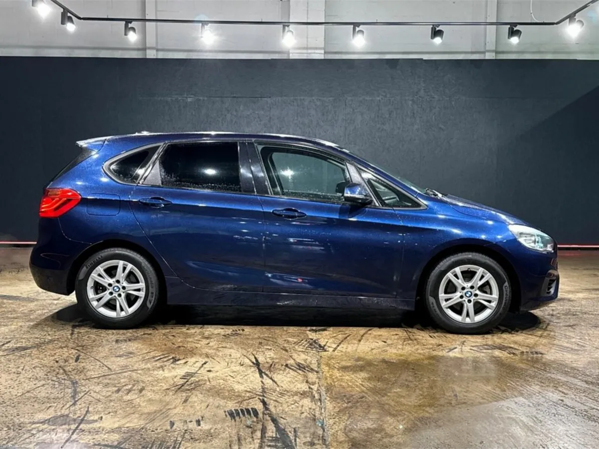 BMW 2-Series ACTIVE TOURER - 218i - 1.5L AUTOMATIC - Image 2