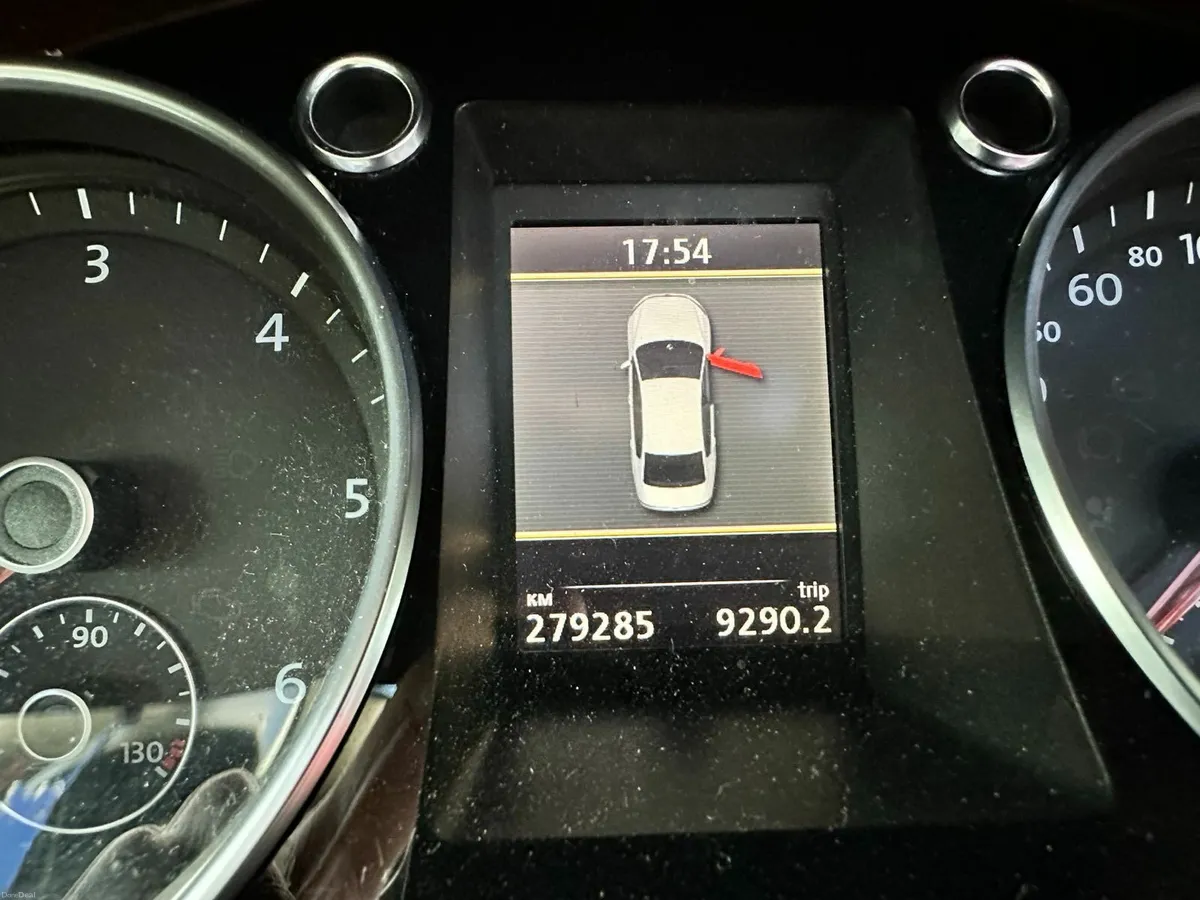 Volkswagen Passat TDI BlueMotion 2011 - Image 4