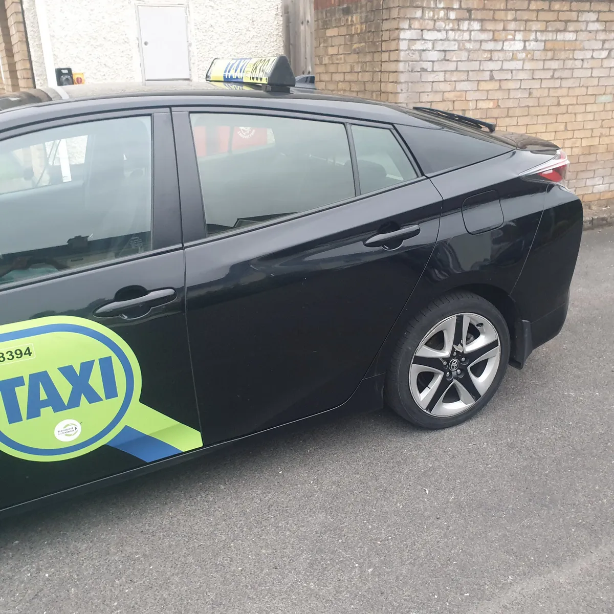 Taxi for rent - Image 3