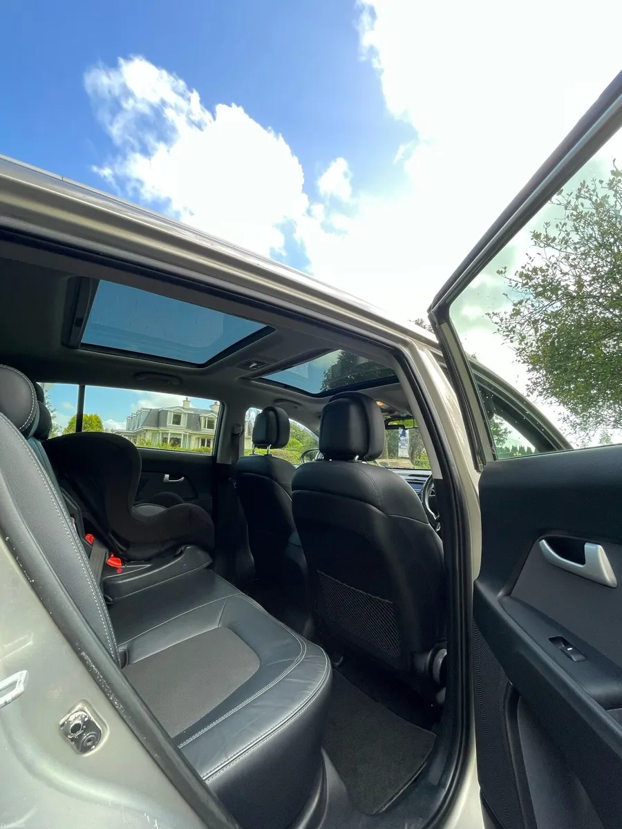 Kia Sportage for sale!!! Delivery available. - Image 4
