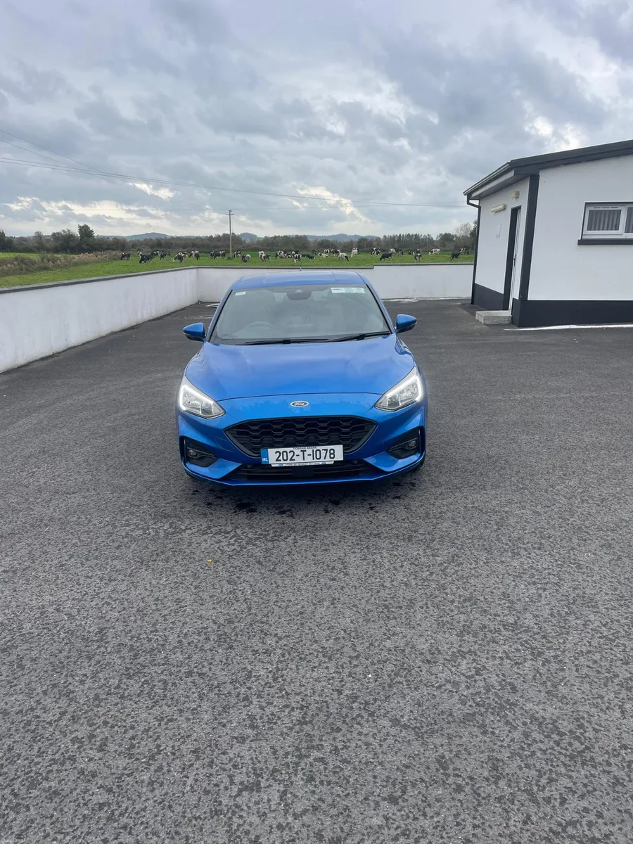 2020 ford focus st line - Image 1