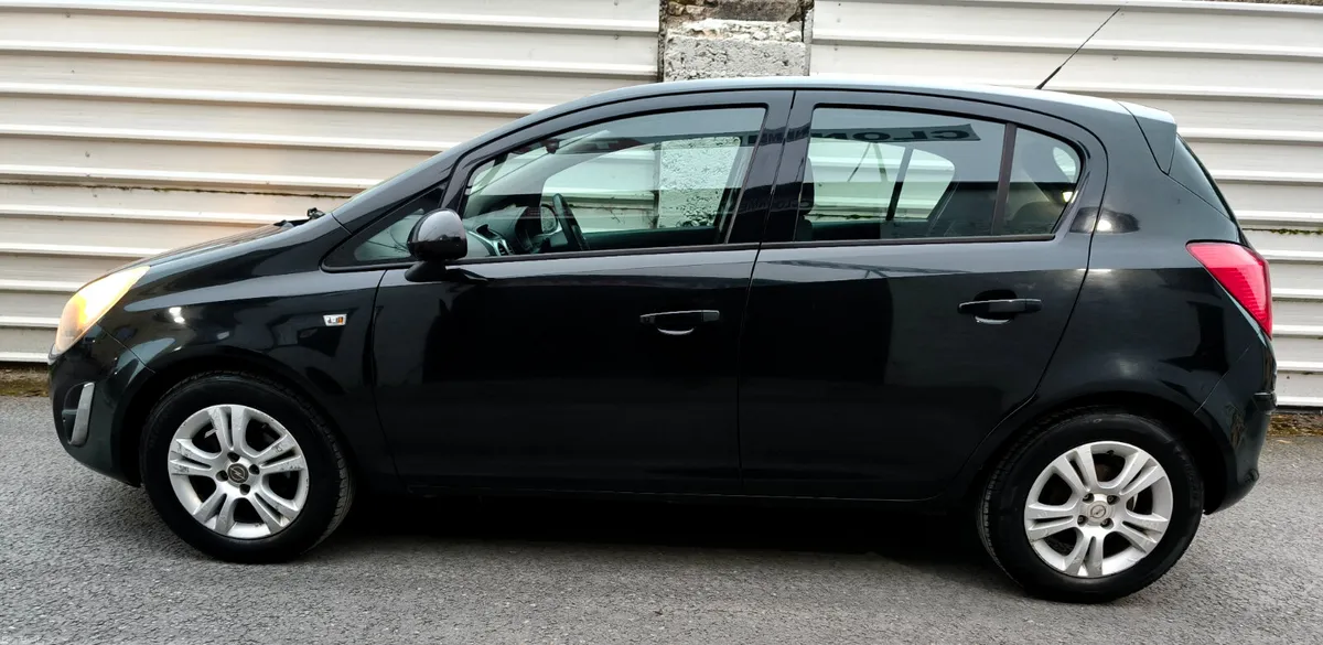 Opel Corsa 2014 1.2 PETROL - Image 3