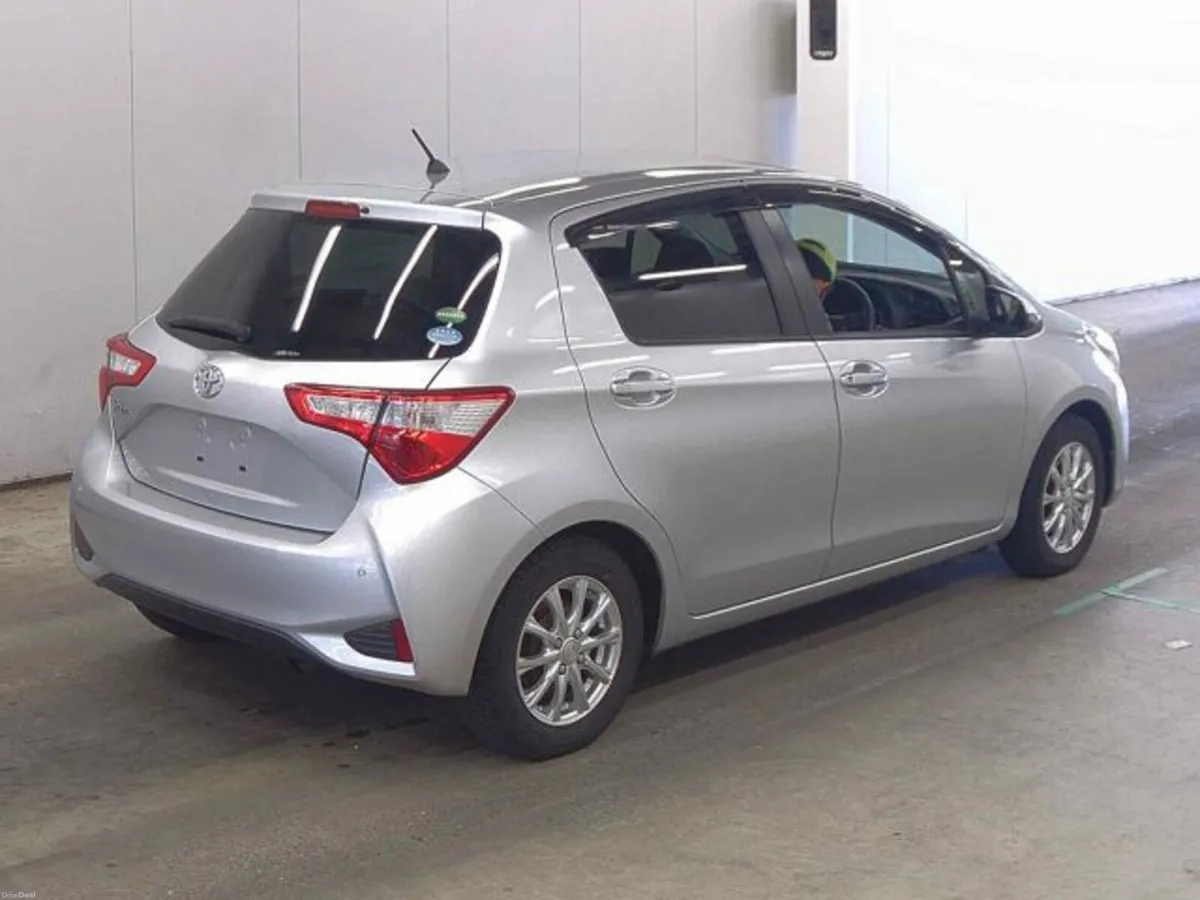 182 Toyota Vitz/Yaris 1.3 Petrol - Only 63k kms - Image 4