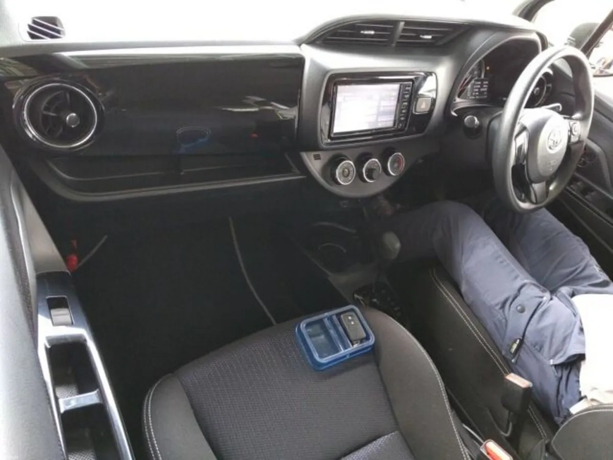 182 Toyota Vitz/Yaris 1.3 Petrol - Only 63k kms - Image 3