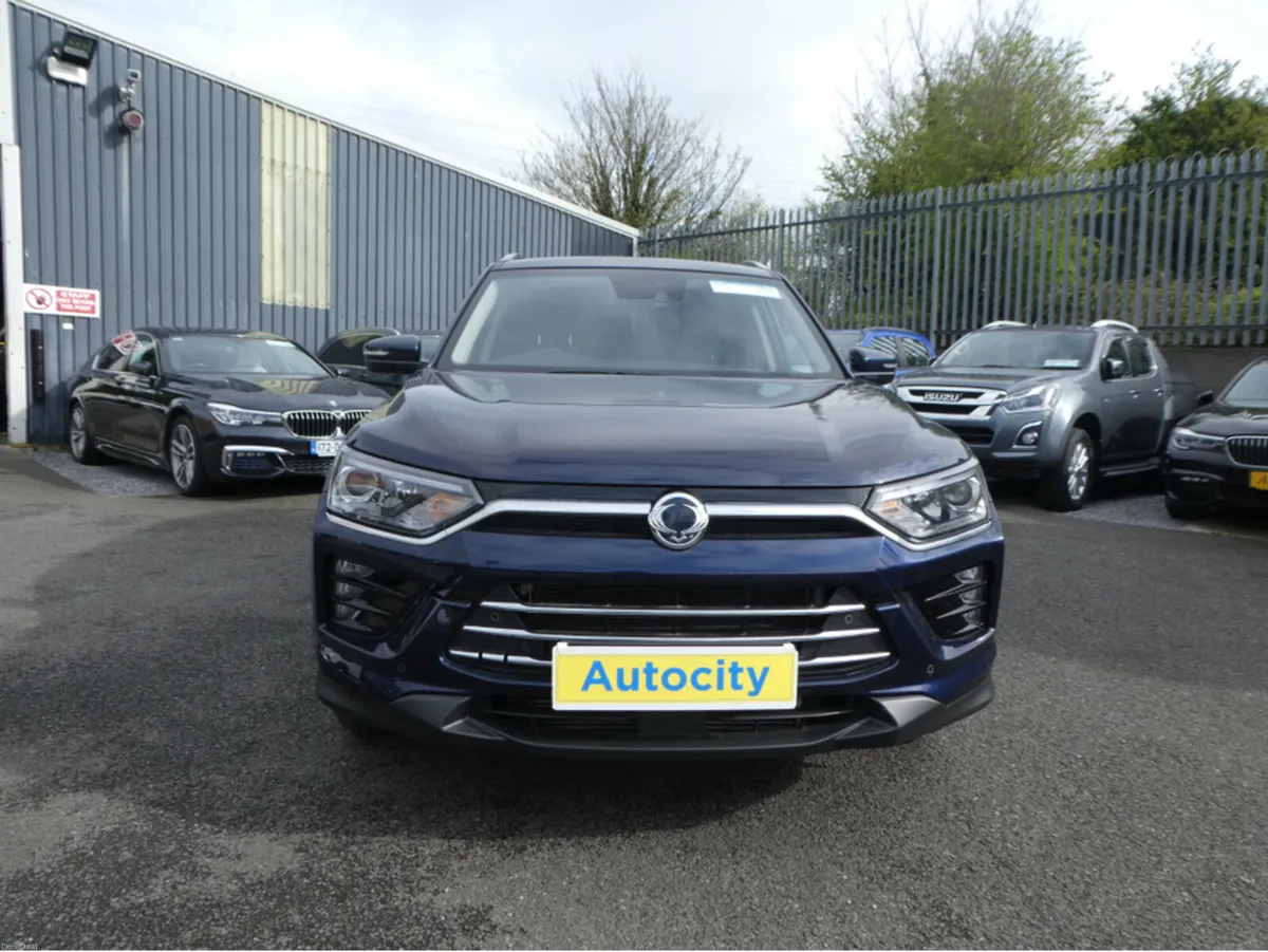 SsangYong Korando EL 2WD 4DR AUTO - Image 2