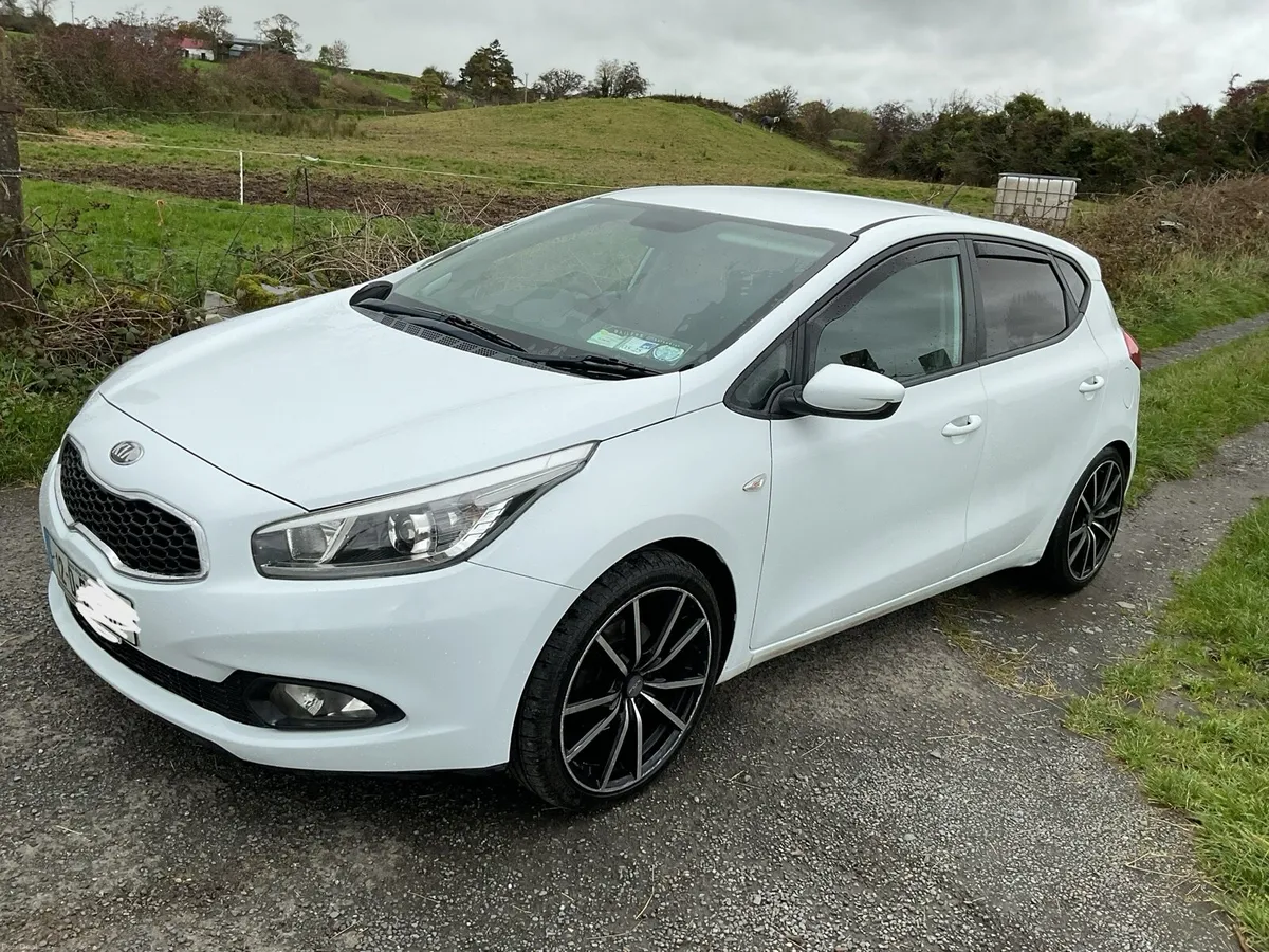 2012 Kia ceed 1.6 diesel - Image 1