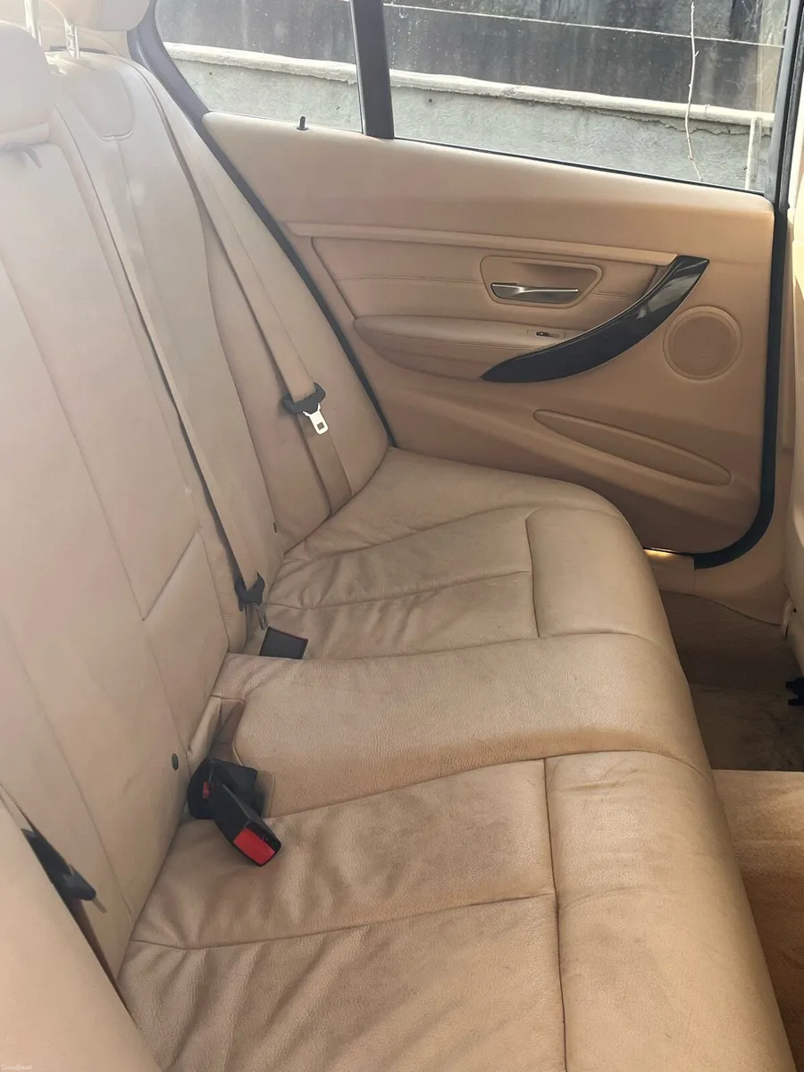 BMW 318D Luxury F30 - Image 4