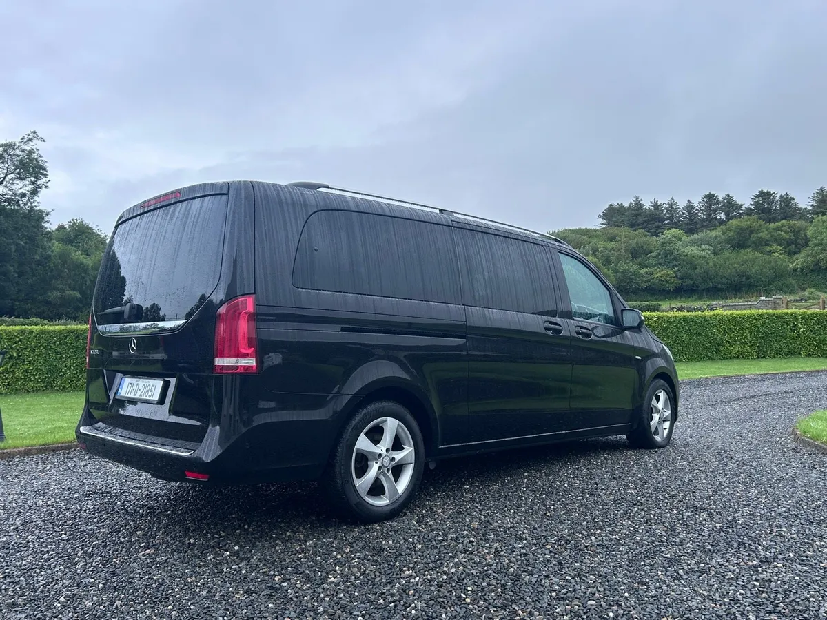 2017 Mercedes V-Class - Image 3