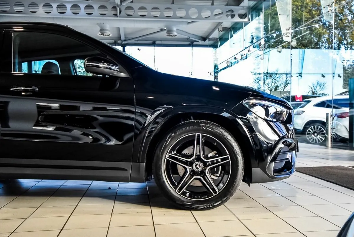 Mercedes-Benz GLA Demo 180d AMG Night Pack - Image 5