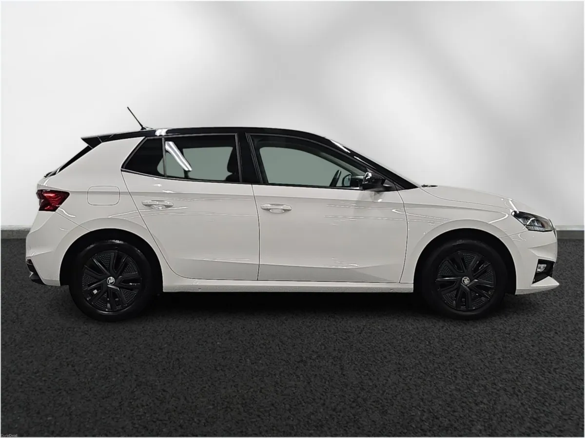 Skoda FABIA Hatchback Colour Edition - Image 3