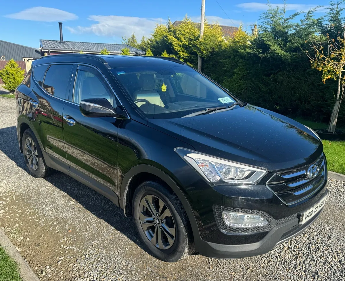 Hyundai Santa Fe Low Miles - Image 1
