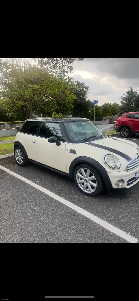 Mini Cooper 2010 - Image 4