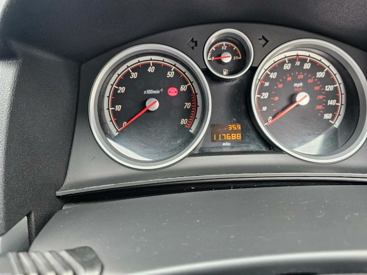 Vauxhall Astra 1.8 SRI 3 door - Image 3