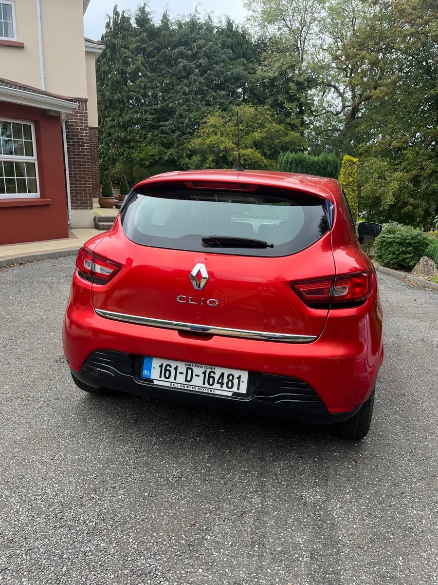 Renault Clio 2016 - Image 2