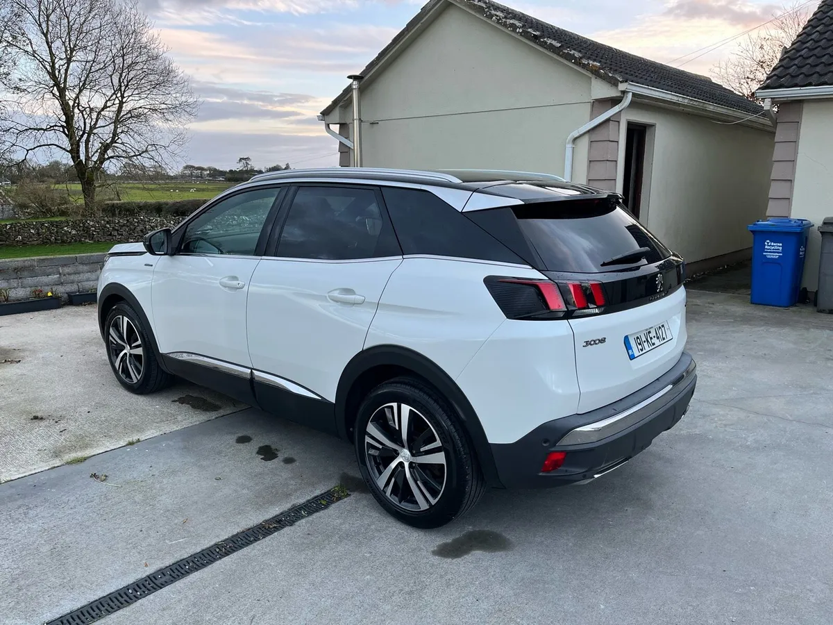 Peugeot 3008 1.6 HDI GT Line Blue S/S 5DR Auto - Image 2