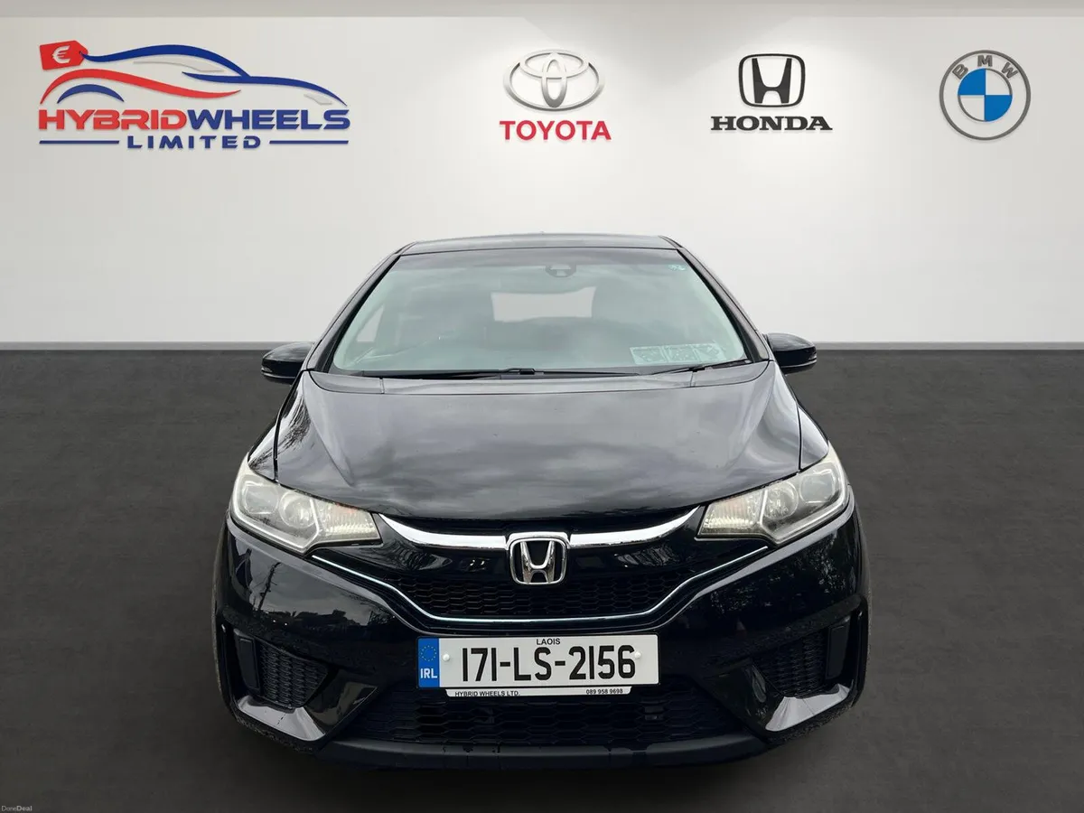 Honda Fit 2017 Leather Package (46k Km) - Image 1