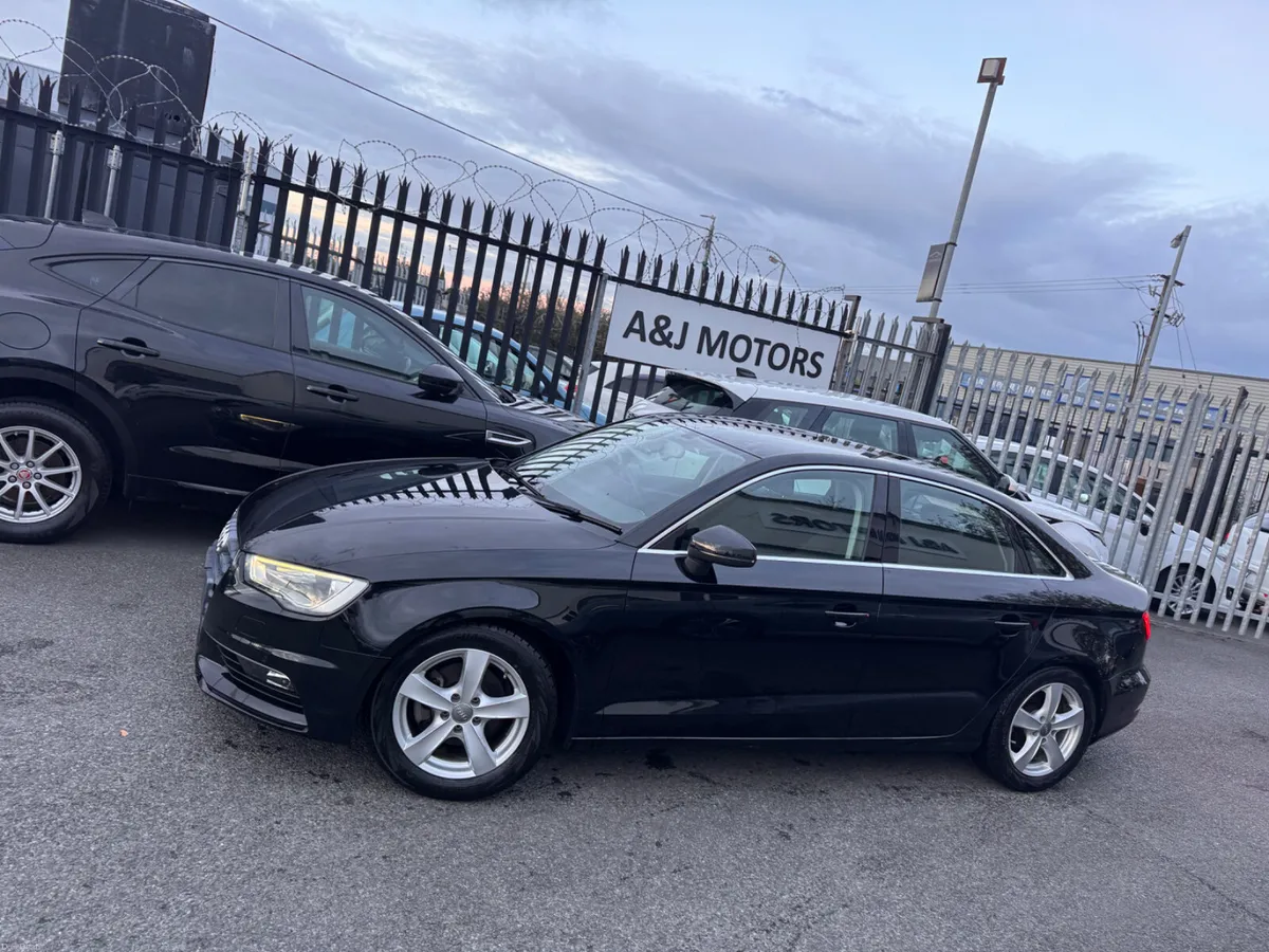 15 AUDI A3 AUTOMATIC SALOON - Image 3