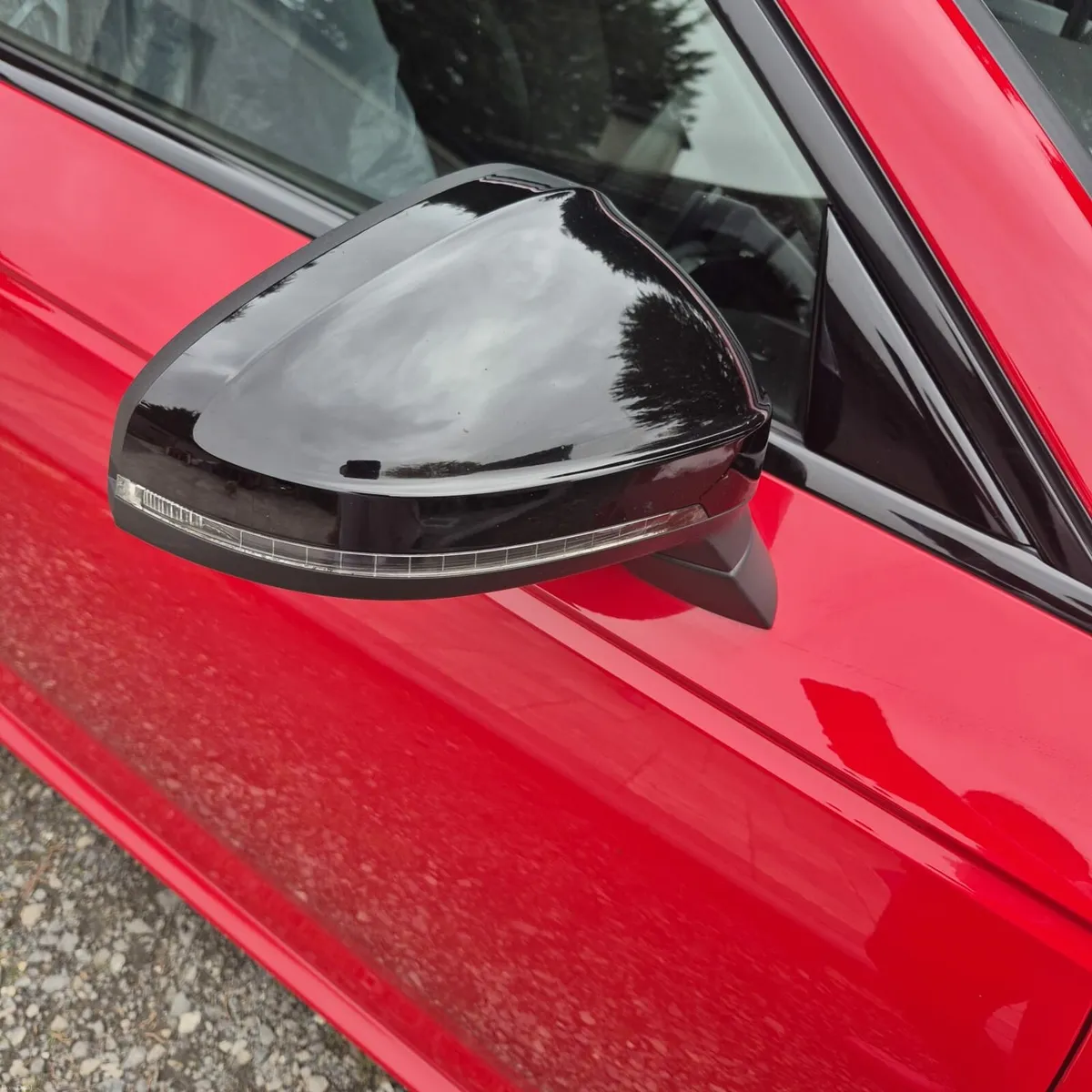 172 Audi A4 2.0 tdi Sline Quattro Black Edition - Image 4