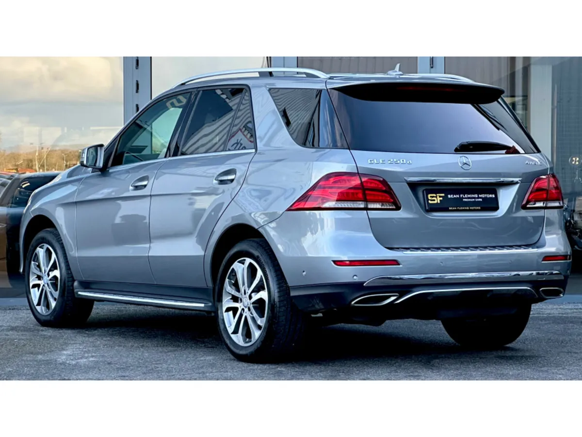 Mercedes-Benz GLE 250 D 4MATIC AUTO - Image 4