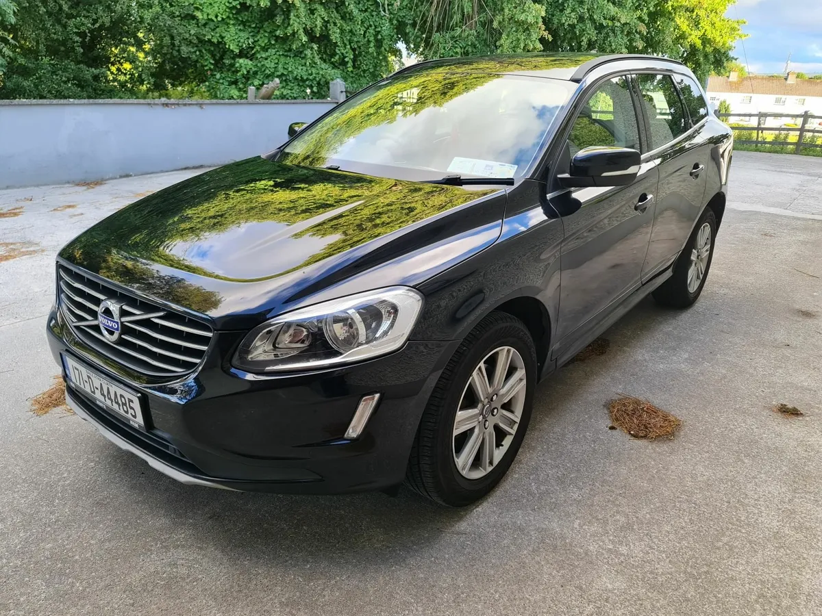 Volvo XC60 2017 - Image 1