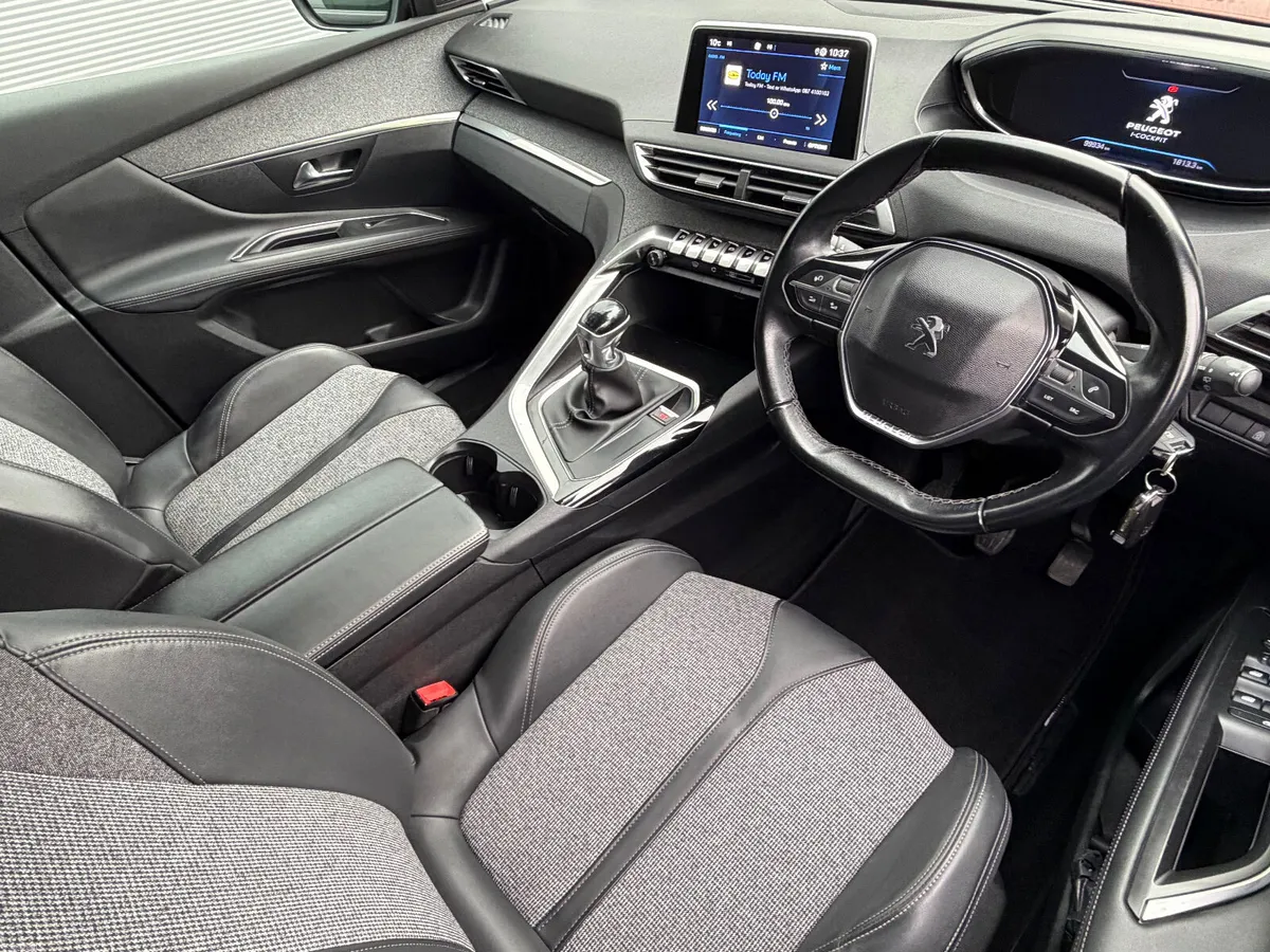 3008 1.5 HDi 130bhp Allure *1Owner *LowKMS - Image 2