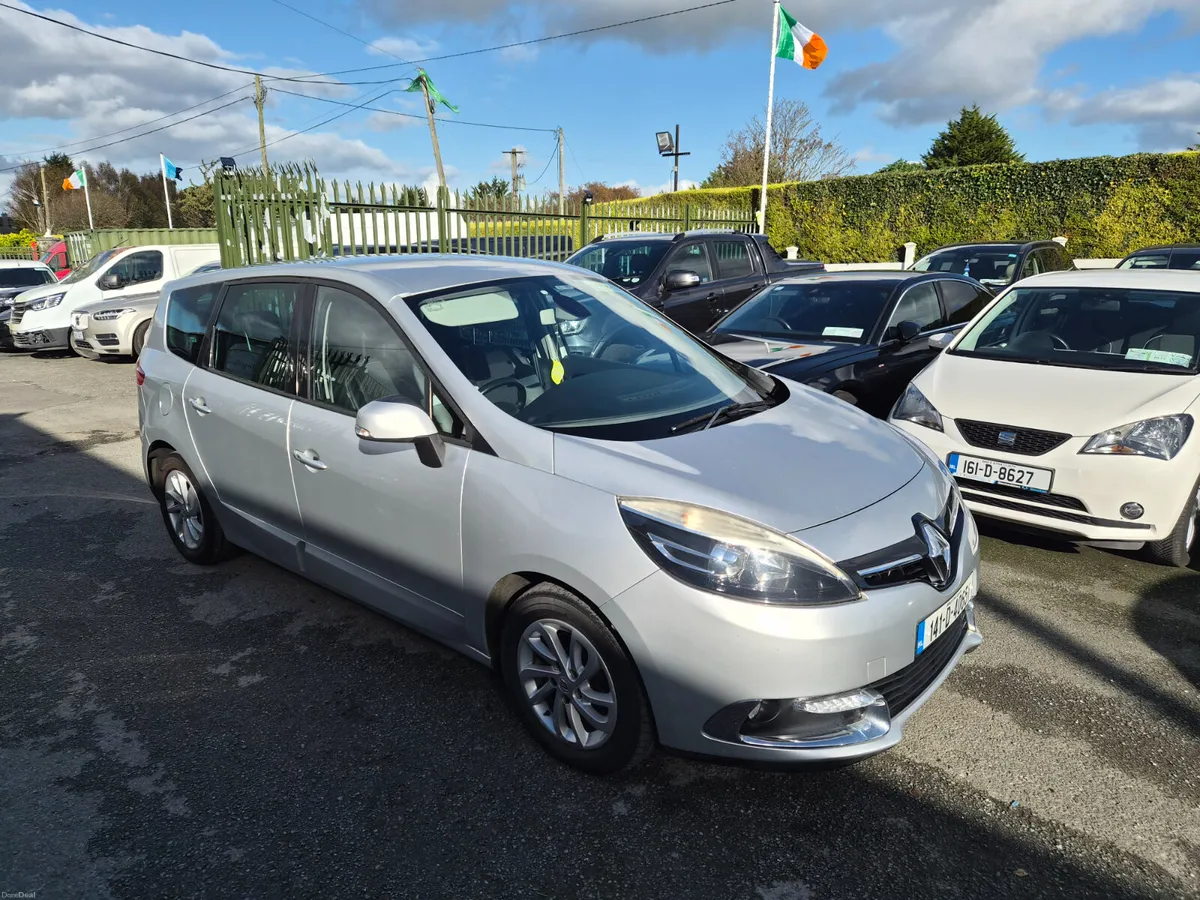 Renault Grand Scenic 2014 TOM TOM 7 seater - Image 1