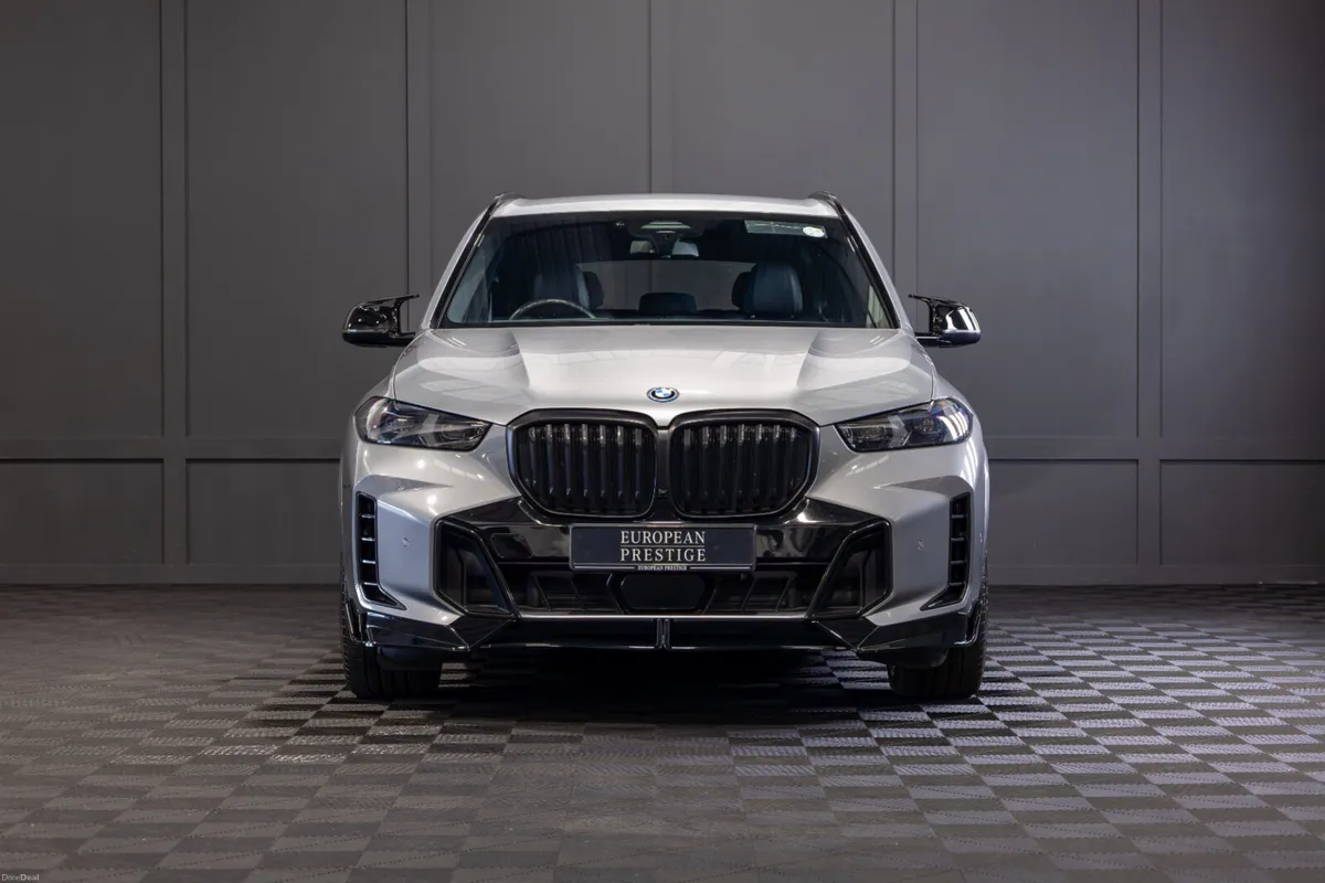 232 BMW X5 X-Drive 50e M-Sport - Image 2
