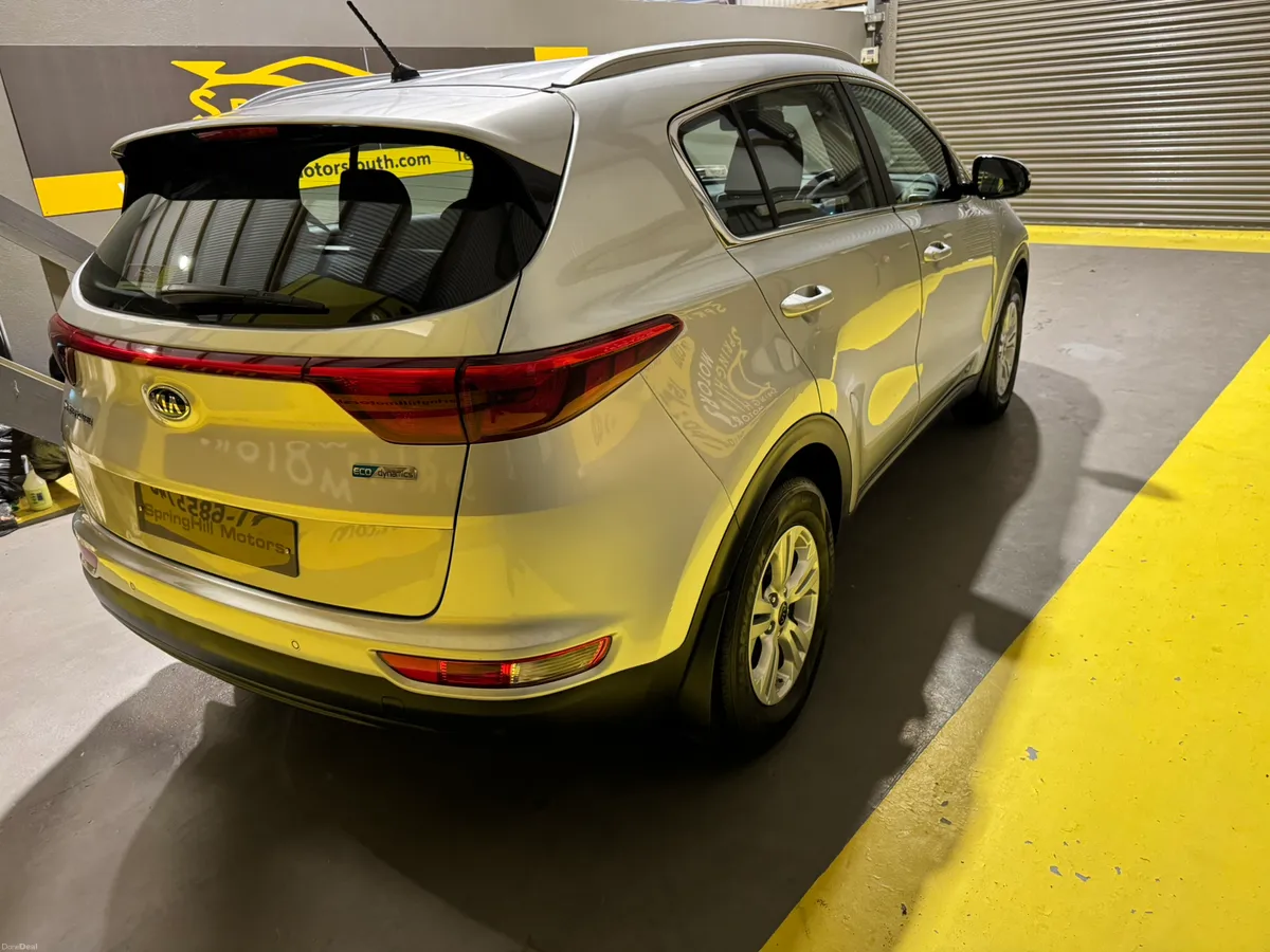 2018 Kia Sportage LX 1.7 CRDI 115 BHP 5DR - Image 4