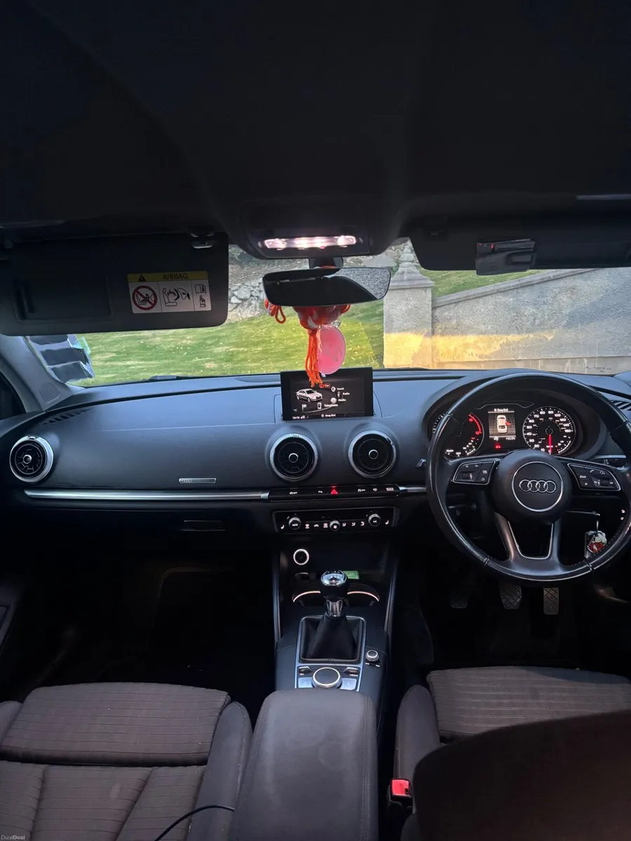 Audi A3 2018 - Image 3