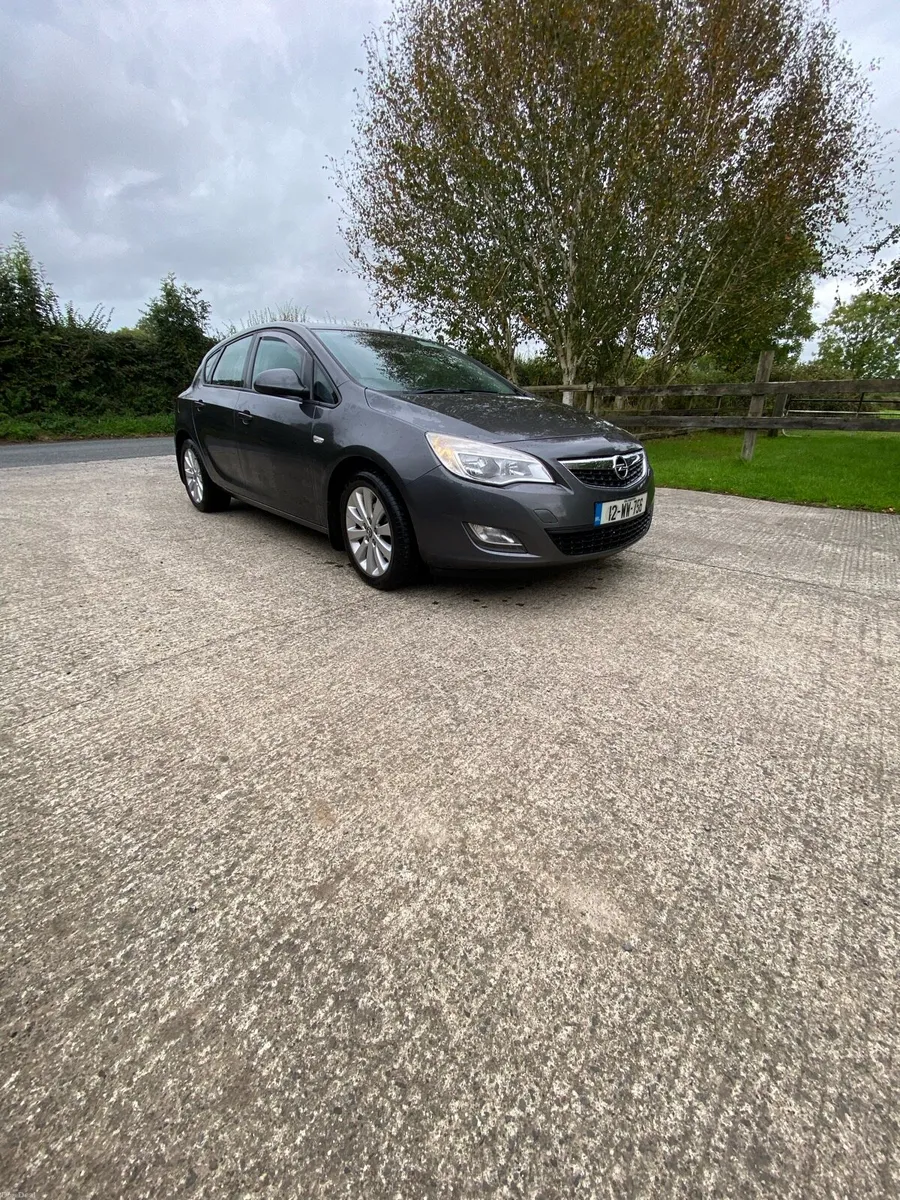 Opel Astra 1.7 diesel **FULL SERVICE HISTORY** - Image 1