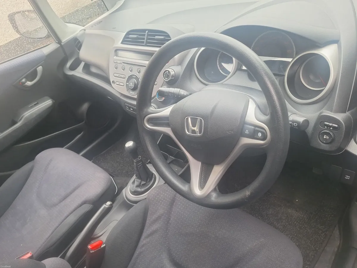 Honda Jazz 2010 - Image 3