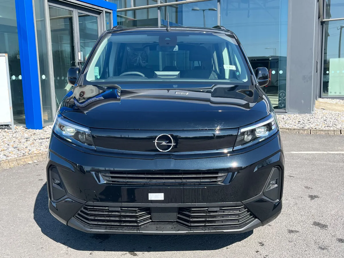 Opel Combo Auto Wheelchair Accessible - Image 6