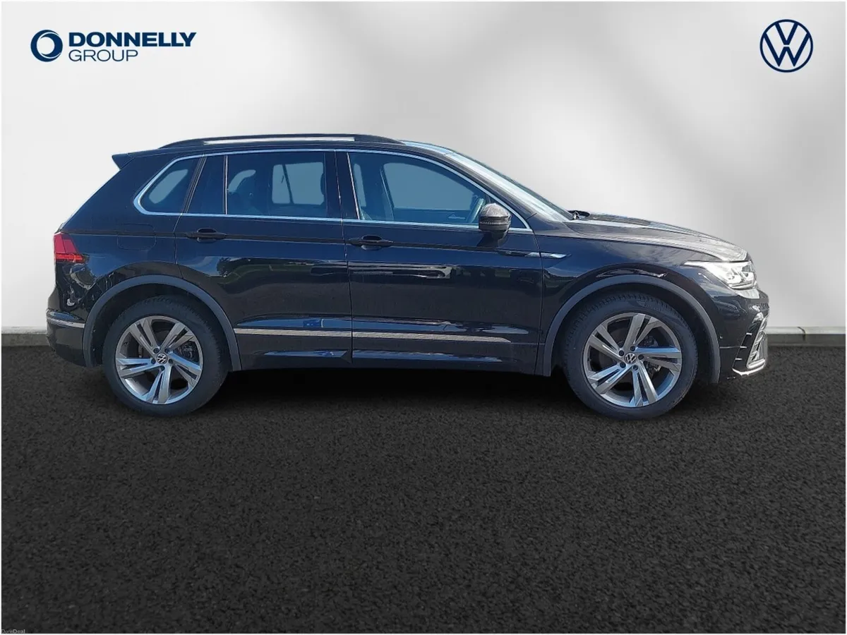 Volkswagen Tiguan Estate Special Edition R-Line Ed - Image 4