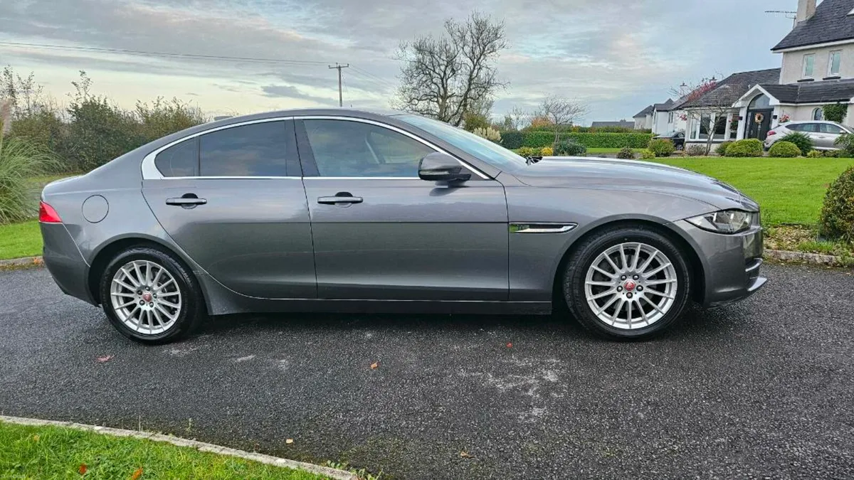 Jaguar XE Prestige 2018 Diesel Automatic - Image 4