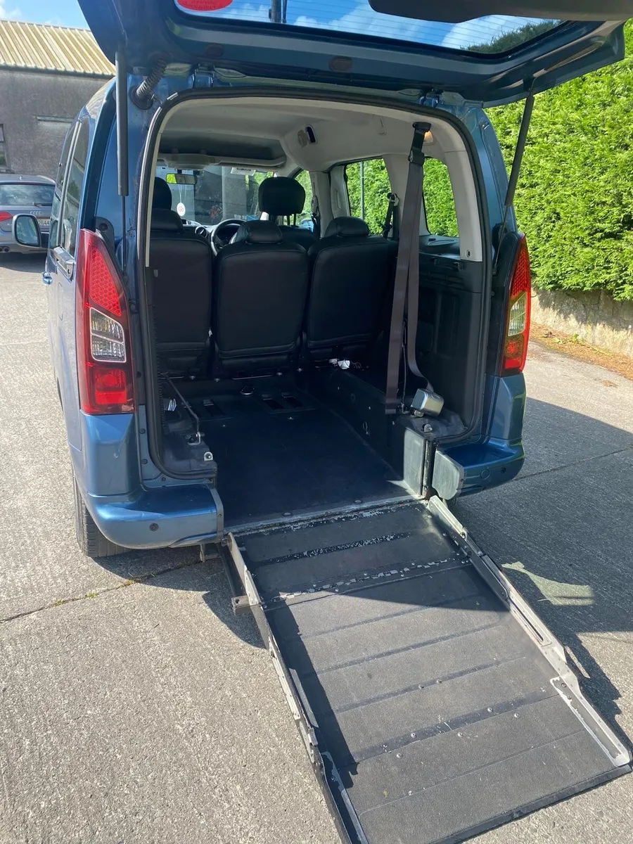 Wheelchair car - Image 4