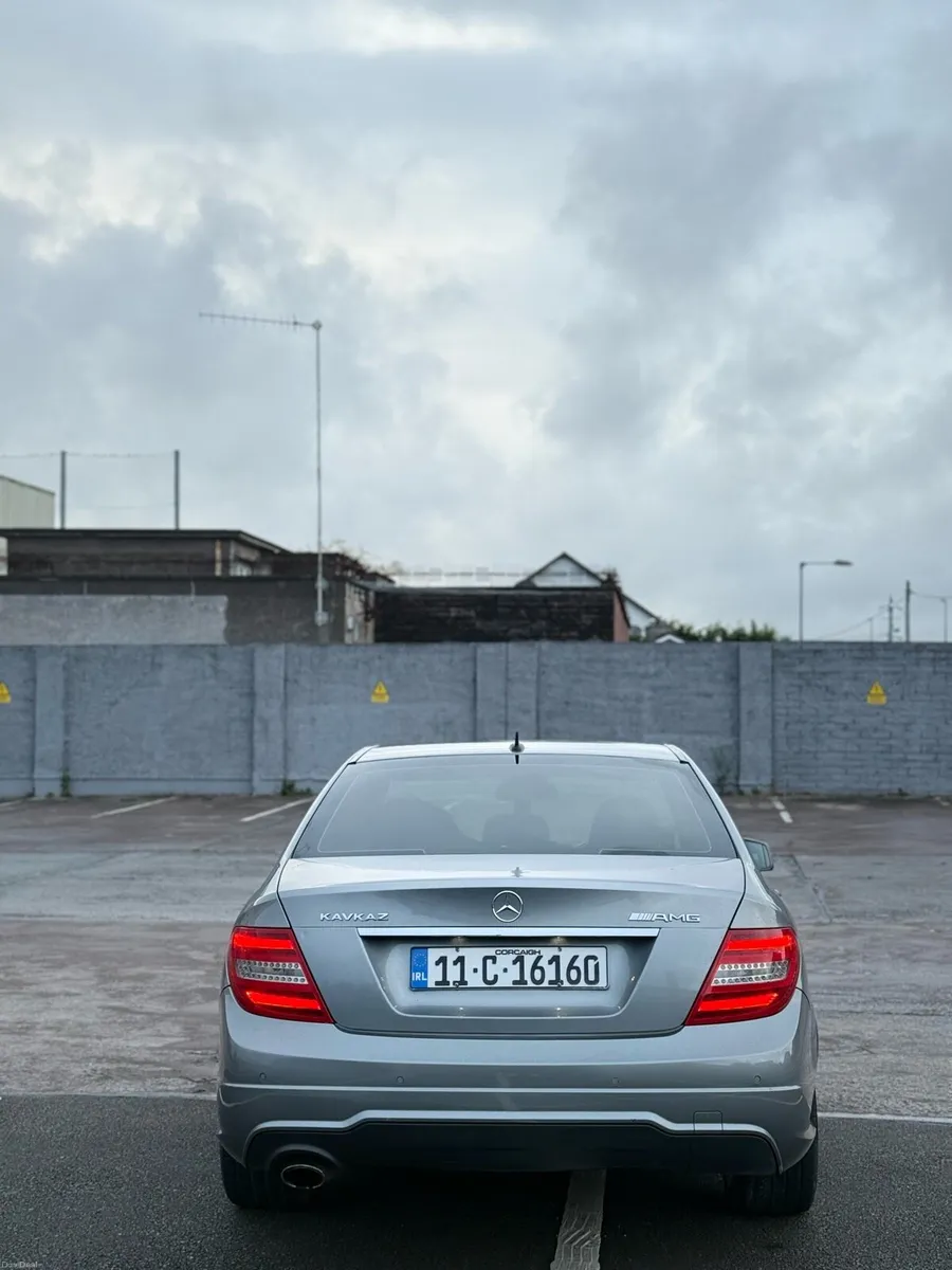 Mercedes Benz AMG - Image 4