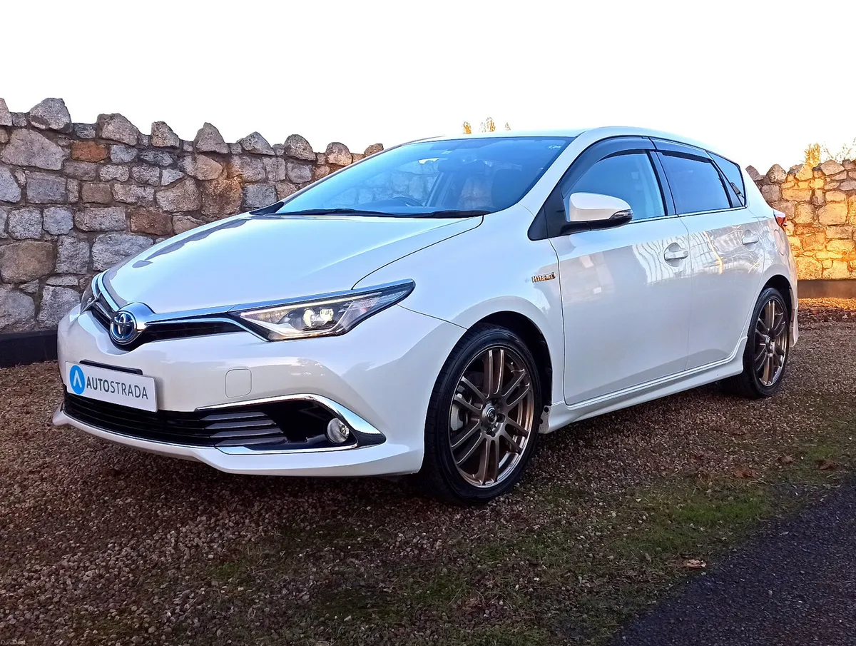 *Deposit Taken / Reserved - Image 3