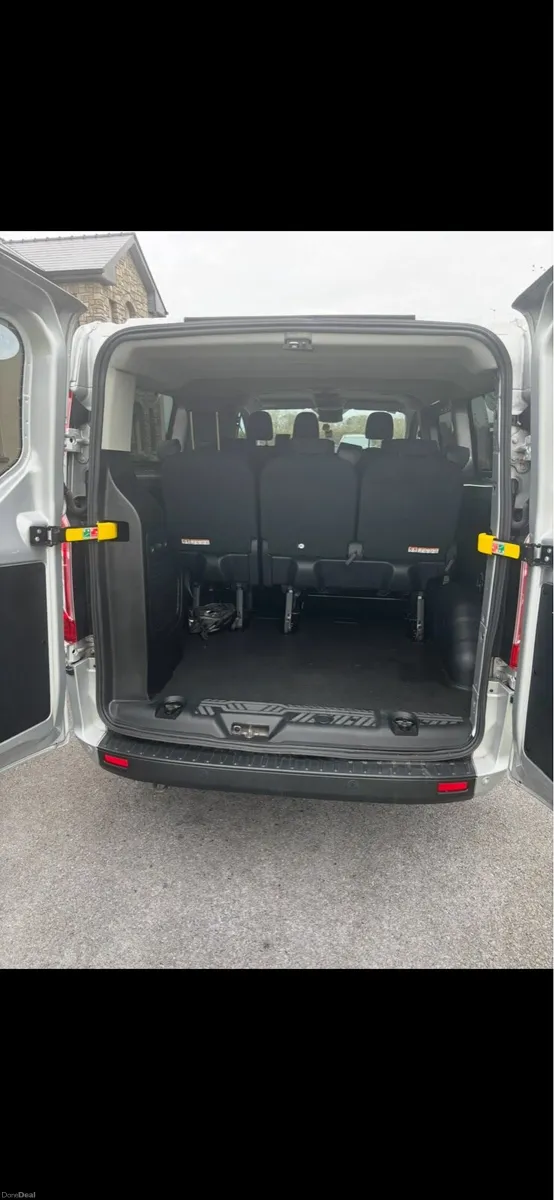Ford Transit Custom Trend  9 seater 2022 - Image 3