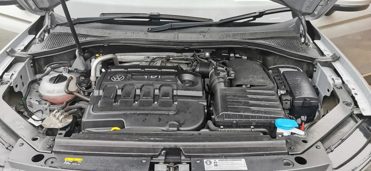 Volkswagen Tiguan 2017 - Image 2