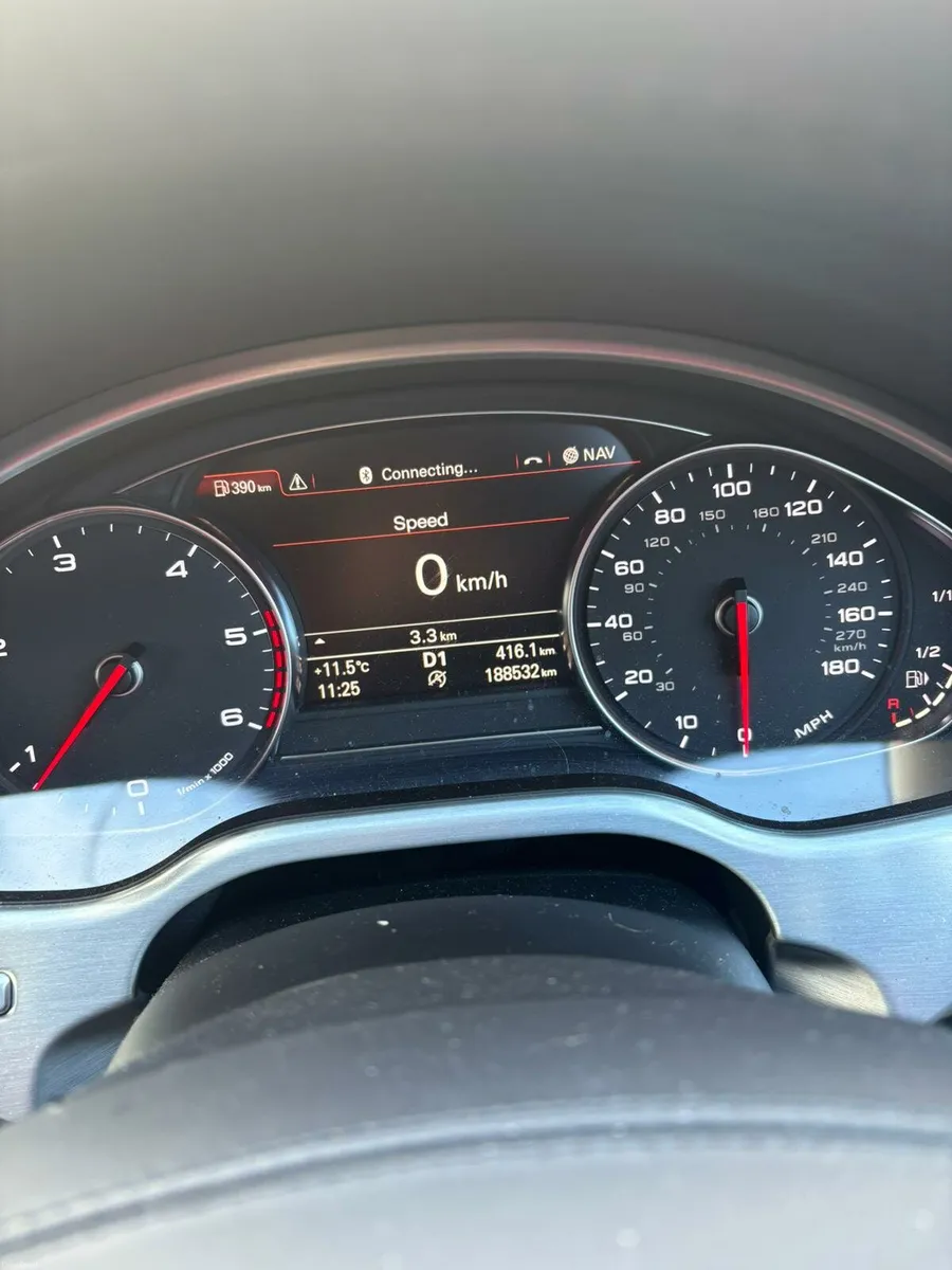 Audi A8 L    2014 Extra long wheel base - Image 2