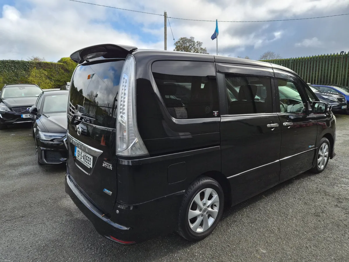 Nissan Serena 2013 Auto 6 seater - Image 4
